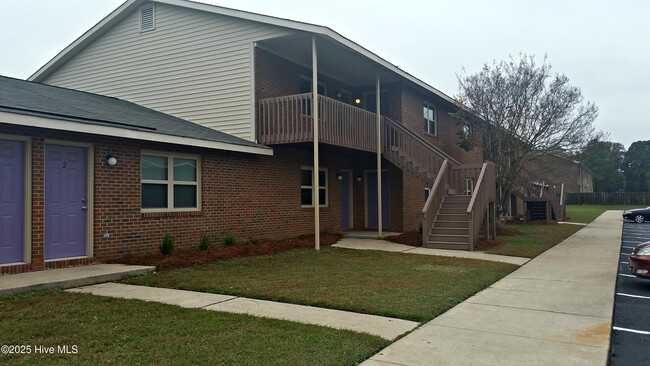 Primary Photo - 3030 Adams Blvd
