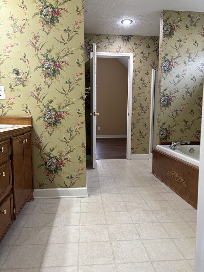 Building Photo - 3426 Shadow Birch Rd