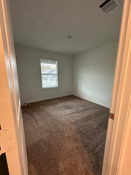 Building Photo - 4918 Legacy Trl