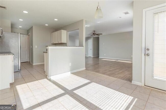 Building Photo - 82 Gray Field Ct