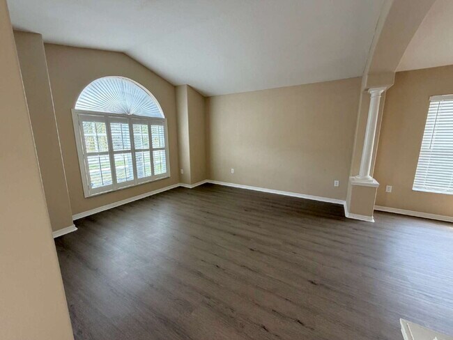 Building Photo - 24317 Summer Wind Ct