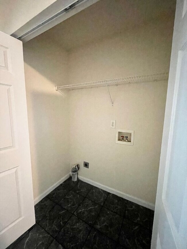 Building Photo - Northeast- Offering Self Guided Tour with ...