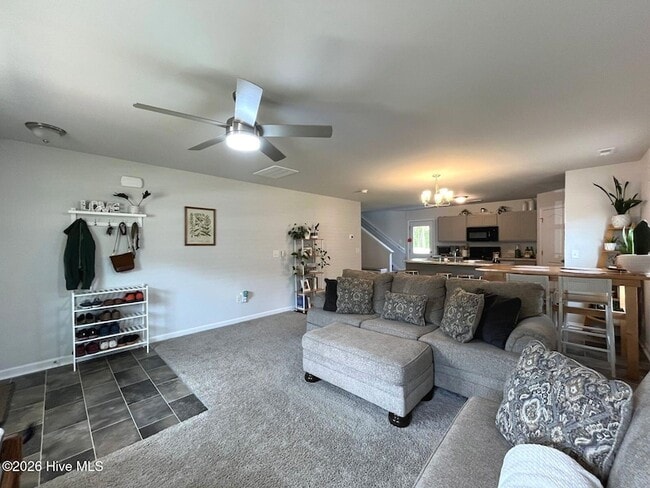 Building Photo - 784 Conductor Ct