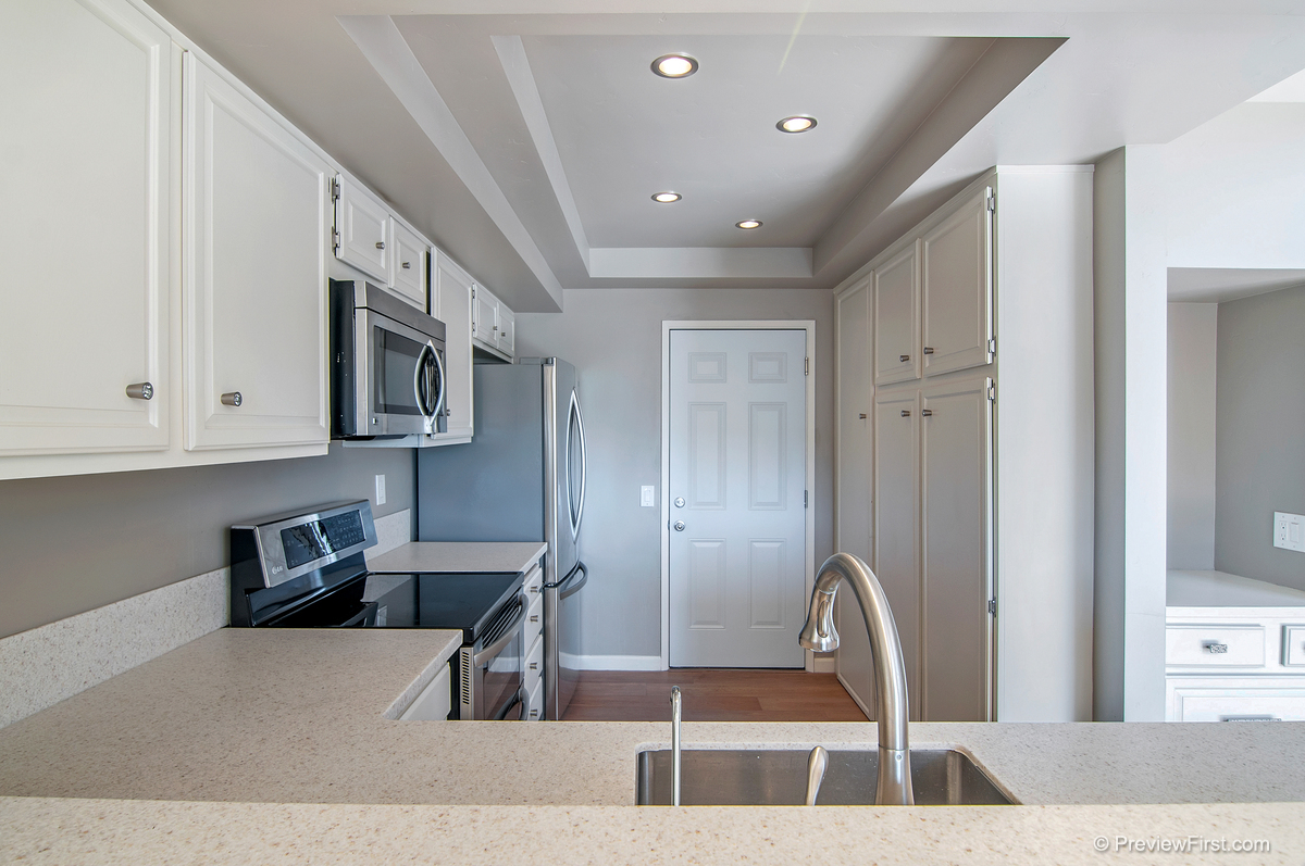 Building Photo - 1047 Santa Helena Park Ct