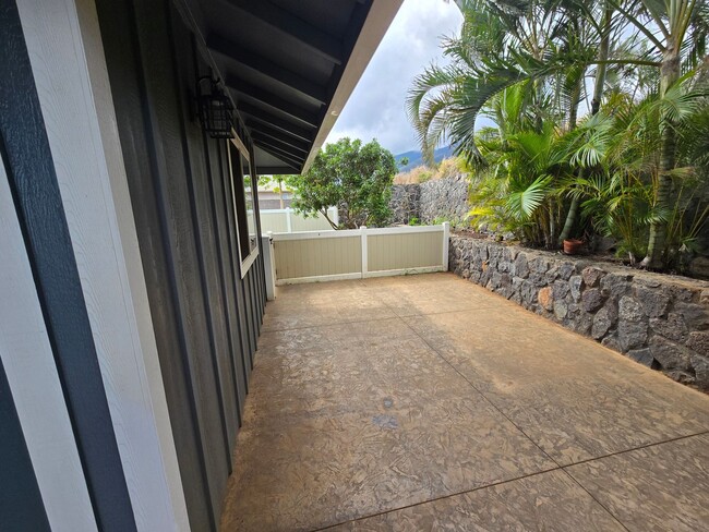 Building Photo - For Rent: Stunning Home in Waiolani Mauka ...