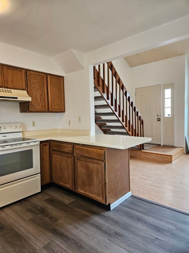 Building Photo - Adorable Loft Style One Bedroom Condo Steps from Buckley AFB