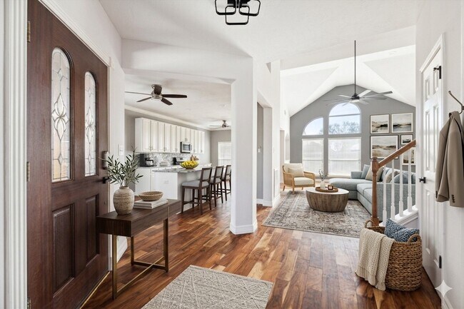 Building Photo - 3629 Pine Valley Dr