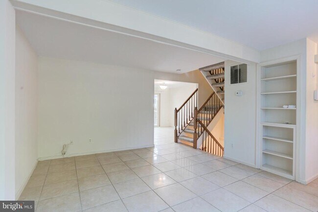 Building Photo - 12830 Evansport Pl