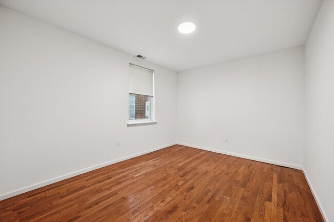 Building Photo - 1629 Germantown Ave