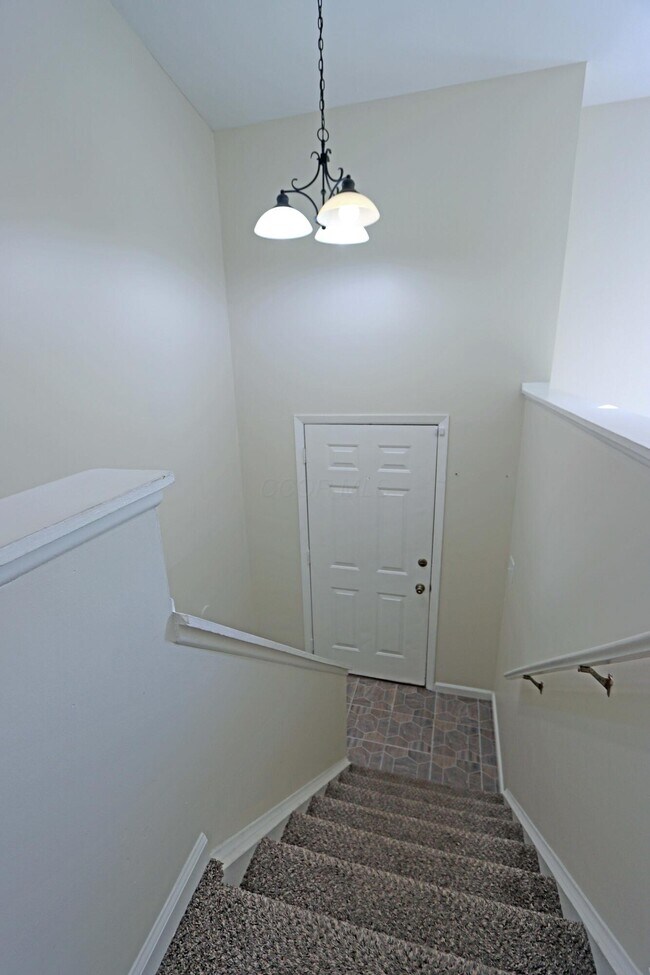 Building Photo - 7701 Flynnway Dr
