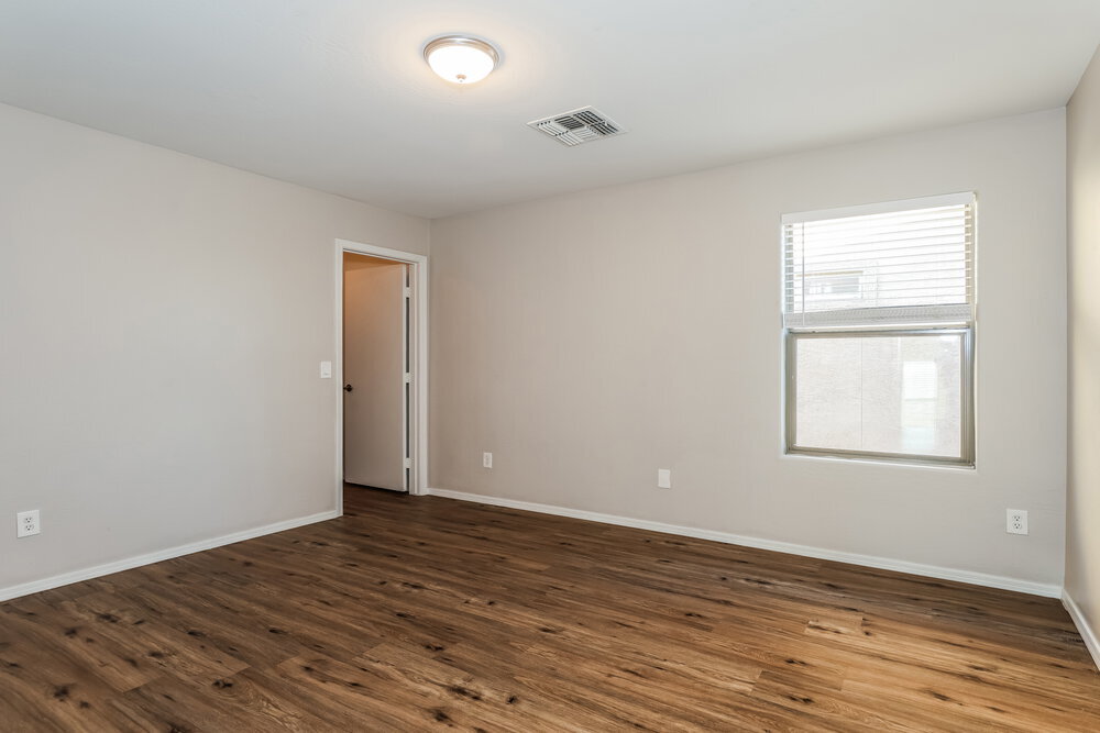 Building Photo - 6409 S 69th Glen