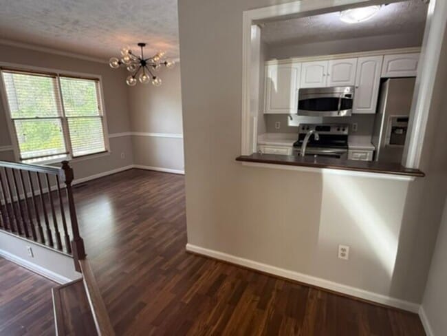 Building Photo - 1267 Exeter Ln