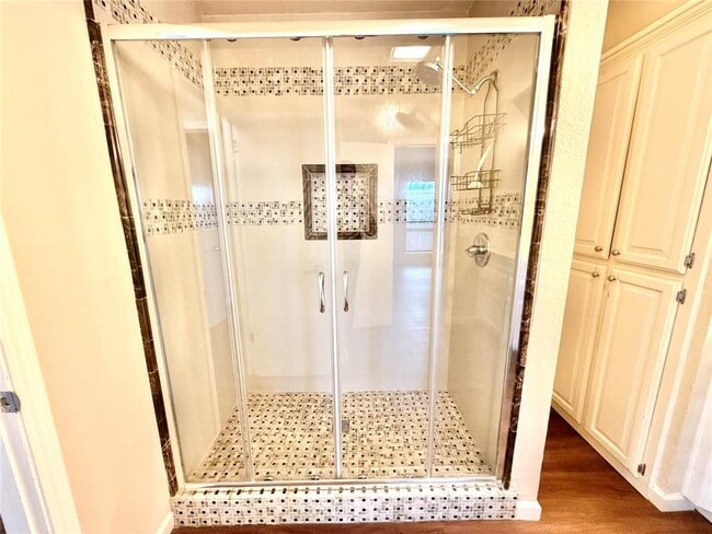 Building Photo - 12007 Shady Trail Ln