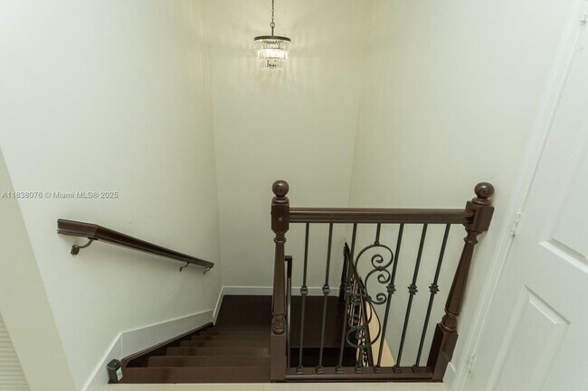 Building Photo - 12716 SW 136th Terrace