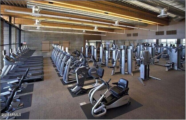 Building Photo - 1929 W Black Hill Rd