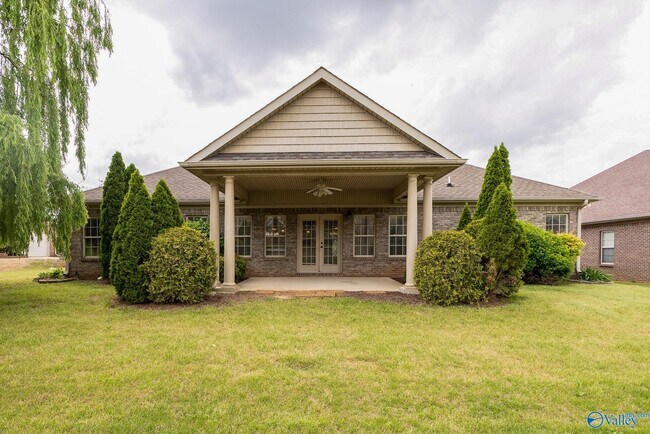 Building Photo - 105 Blanca Dr