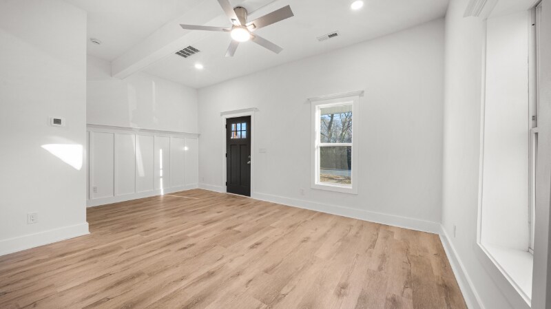 Building Photo - 55 Reed St NE