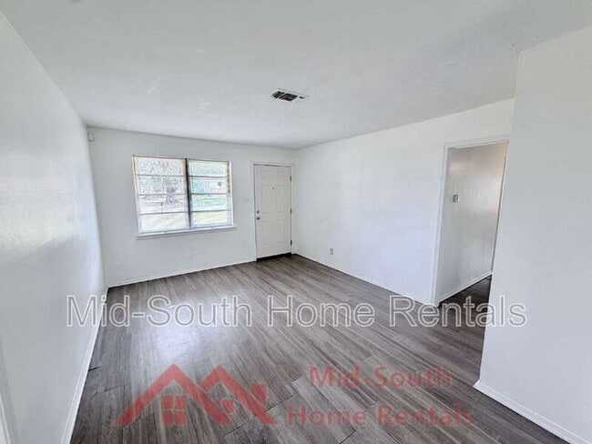 Building Photo - 5057 Gill Rd