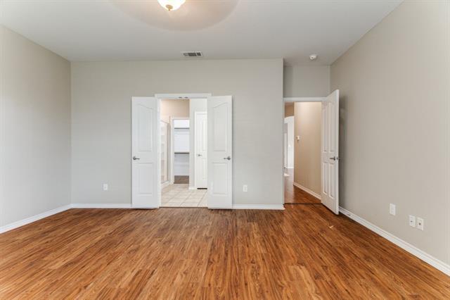 Building Photo - 10908 Braemoor Dr