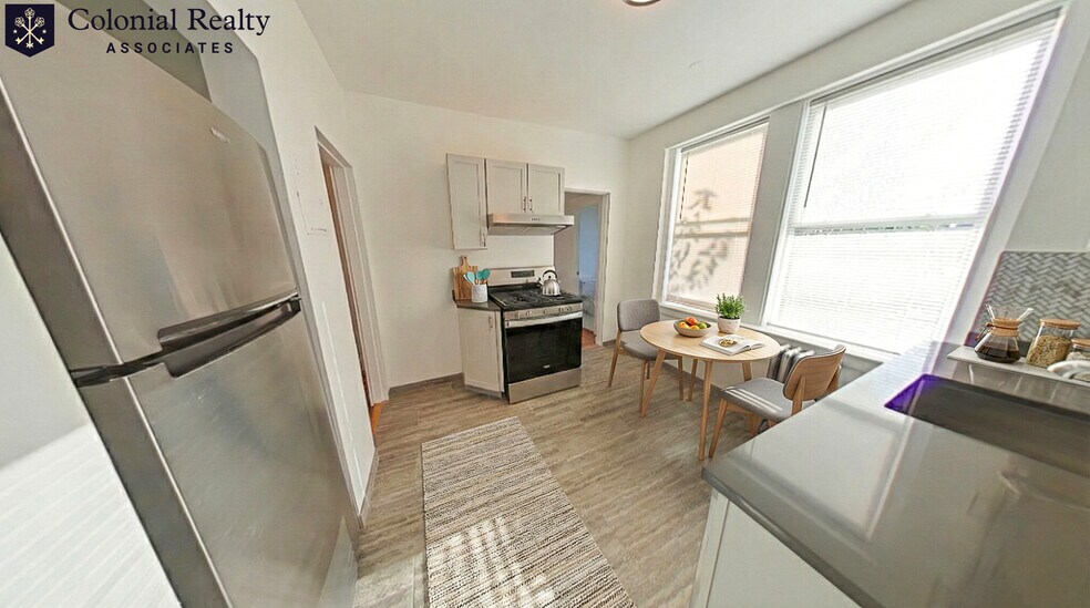 Building Photo - 2031 Commonwealth Ave