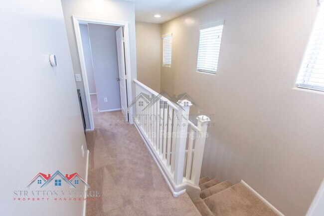 Building Photo - 2218 N 77th Dr