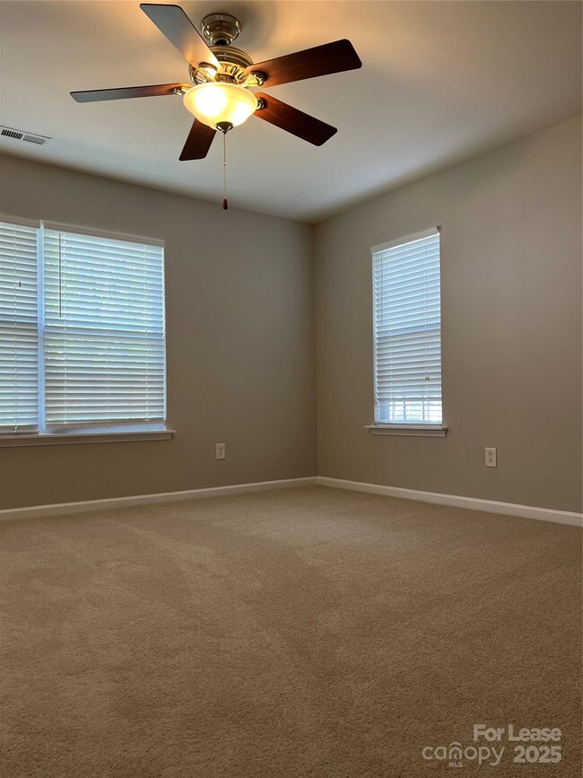 Building Photo - 12204 Royal Castle Ct