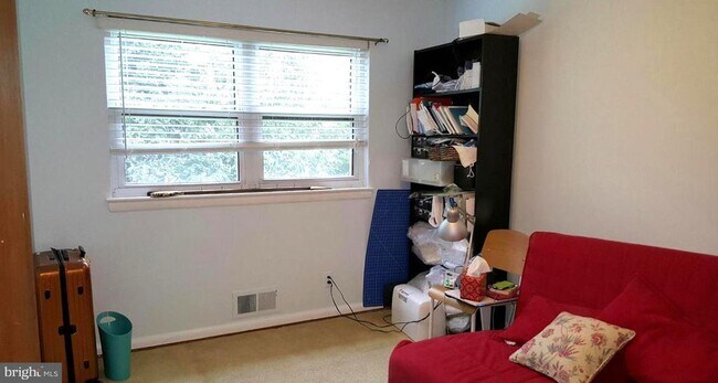 Building Photo - 6403 Orchid Dr
