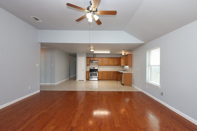 Building Photo - 7430 Pouter Dr