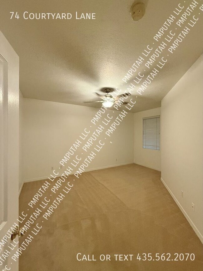 Building Photo - 74 Courtyard Ln E