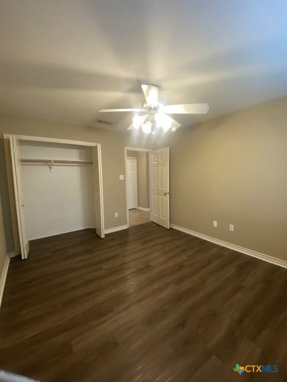 Building Photo - 816 Twin Oaks Dr