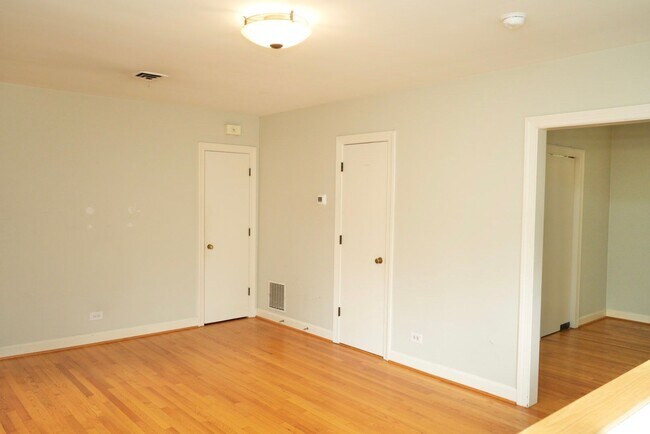 Building Photo - 101 Bollingwood Rd