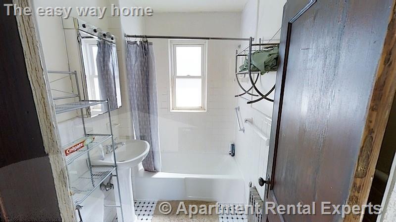 Building Photo - 243 Summer St