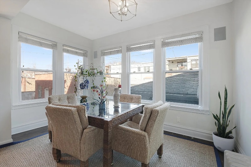 Building Photo - 6429 N Wayne Ave