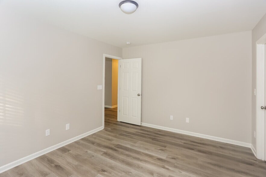 Building Photo - 2787 Island Point Dr NW