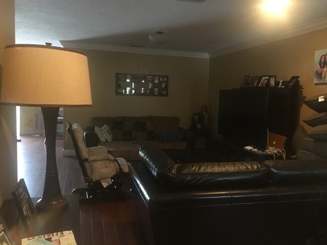 Building Photo - 15321 SW 133rd Pl