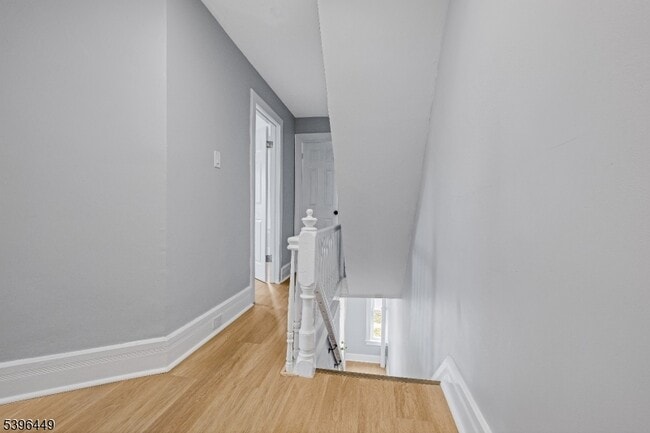 Building Photo - 8 Woodside Ave