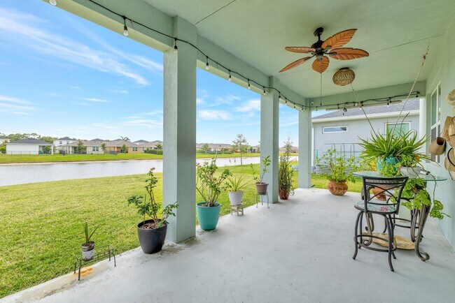 Building Photo - 10916 SW Robbia Way