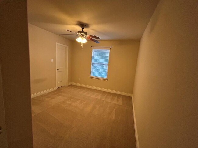 Building Photo - 19301 Bridie Path