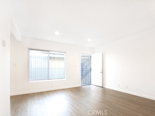 Building Photo - 12536 Oxford Ave