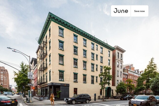 Building Photo - 400 W 20th St