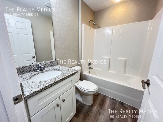 Building Photo - 405 Malauka Loop