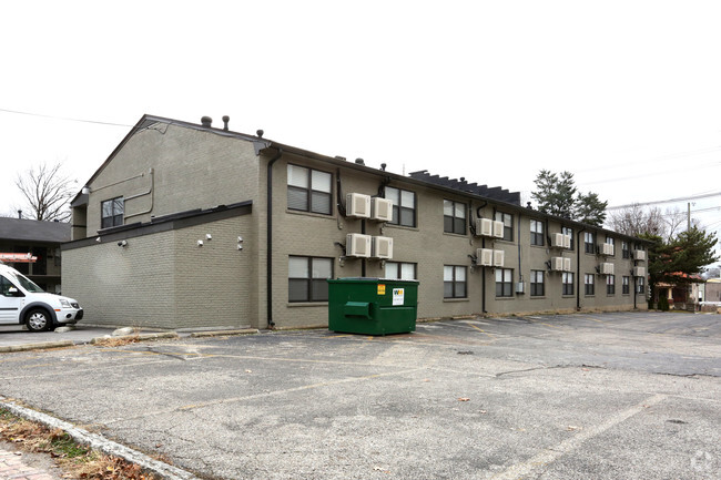 Building Photo - Flats On Frankfort