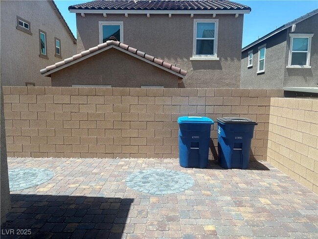 Building Photo - 398 Desert Cadence St