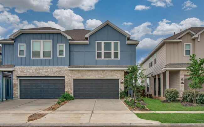 Building Photo - 4138 Balboa Dr