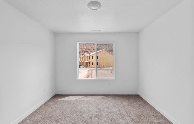 Building Photo - 2129 Wolverine Wy