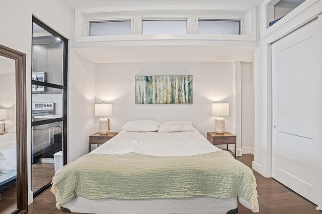 Building Photo - 6401 Park Ave