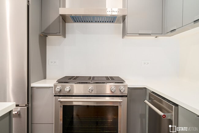 Building Photo - 12407 91st Ave