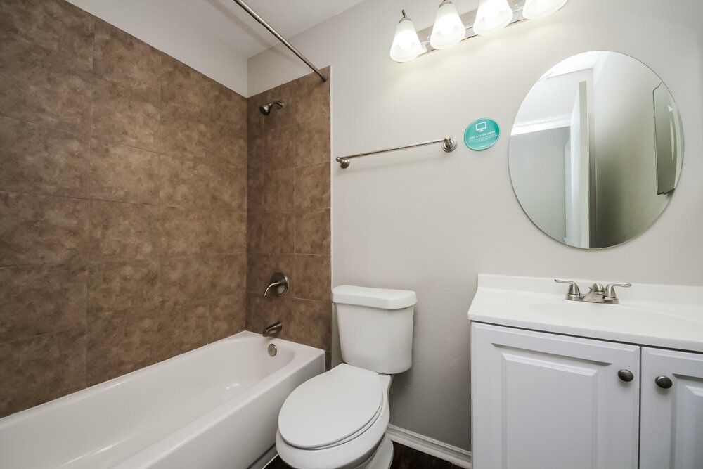 Building Photo - 13028 Lily Pond Ct