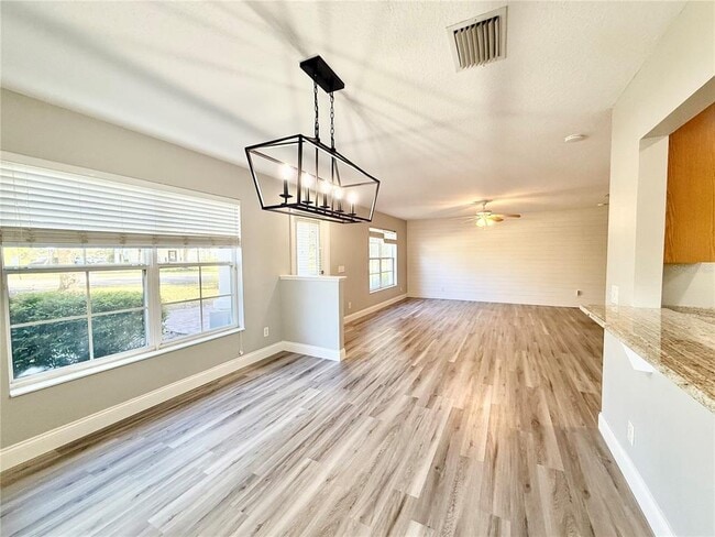 Building Photo - 9604 Charlesberg Dr