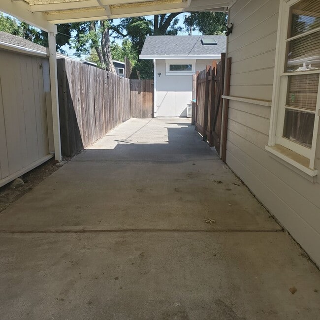 Building Photo - A Great Value in Pleasant Hill Poet's Corn...